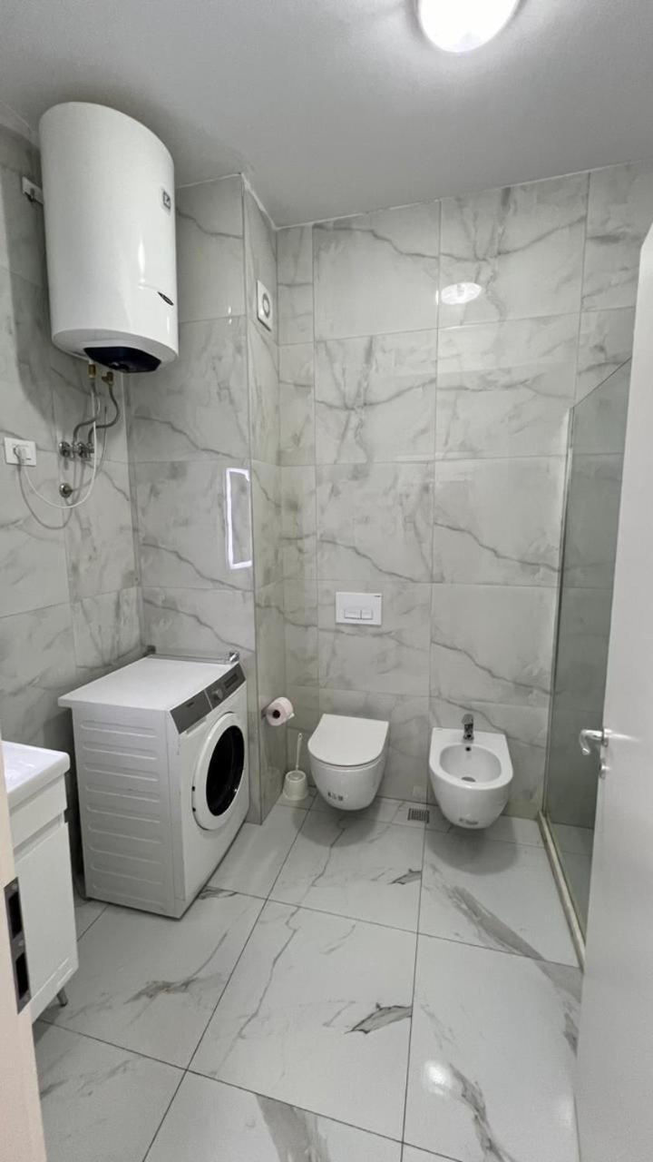 Ak Apartments ティラナ エクステリア 写真