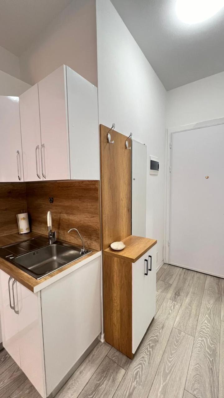 Ak Apartments ティラナ エクステリア 写真